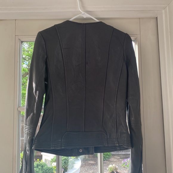 Michael Kors leather jacket. Size S. Very good condition. Butter soft - Picture 6 of 9